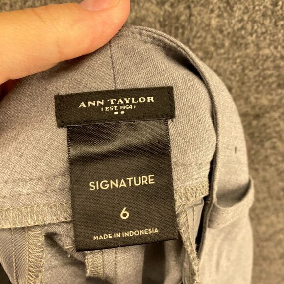 Ann Taylor Pants Women 6 Gary Signature Mid Rise Pleated Tapered Pockets Rayon - Picture 8 of 10